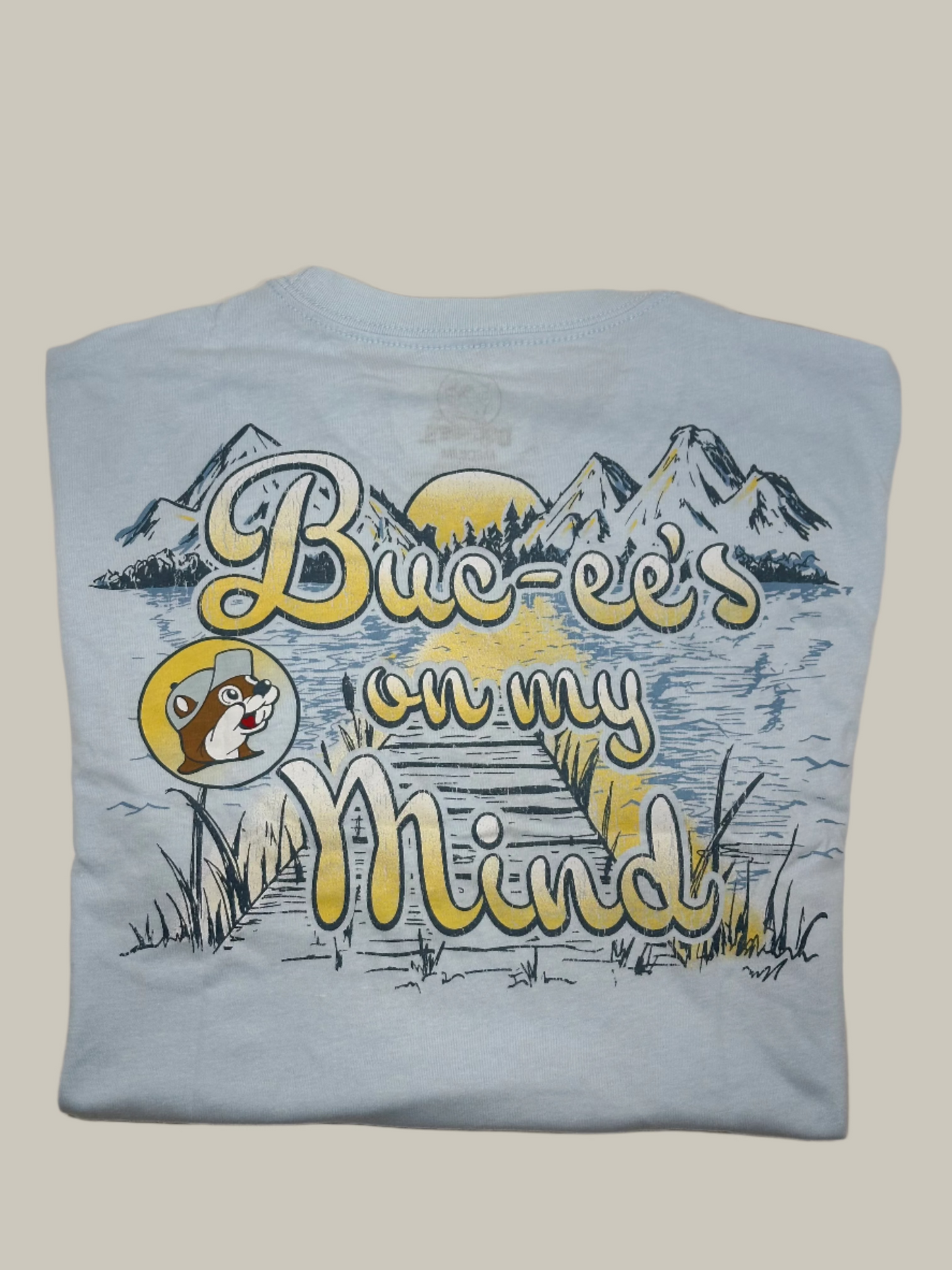 Buc-ee's Mountain T-shirt